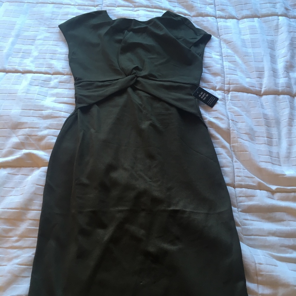 Express cap sleeve twist front midi dress in olive
